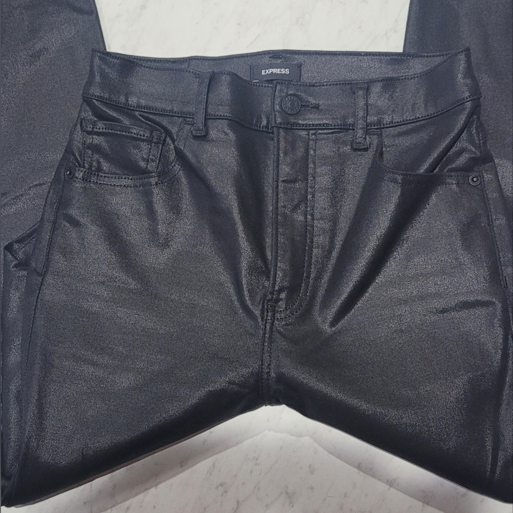 Express Skinny, High Waisted, Coated Color Black. - Picture 4 of 7